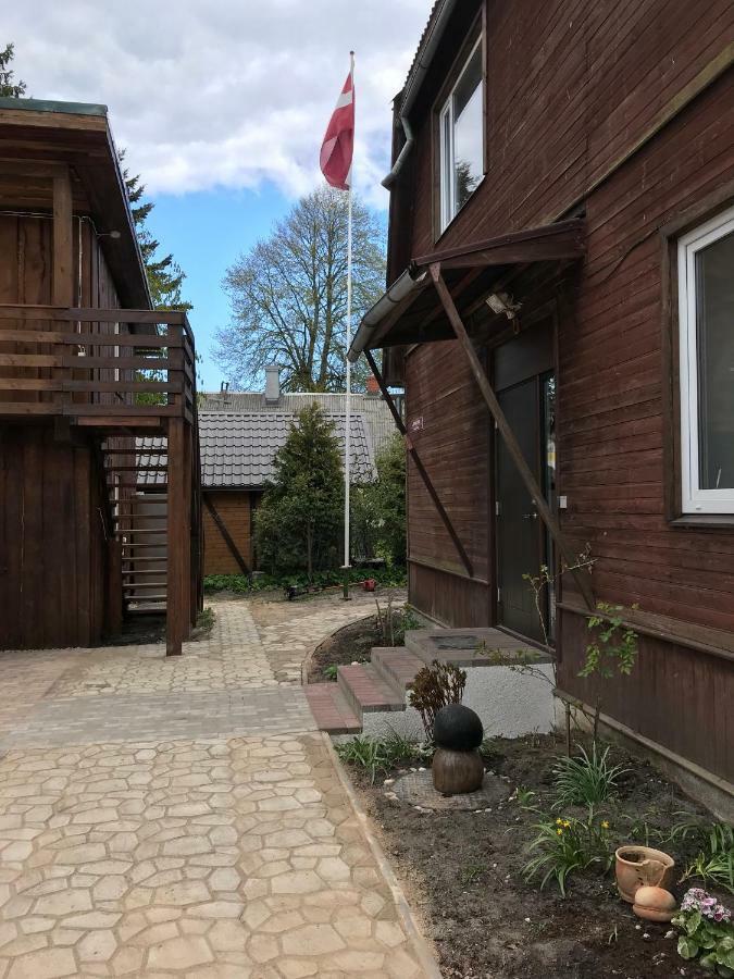 Viesu Maja Arnicani 拉加希姆斯 外观 照片